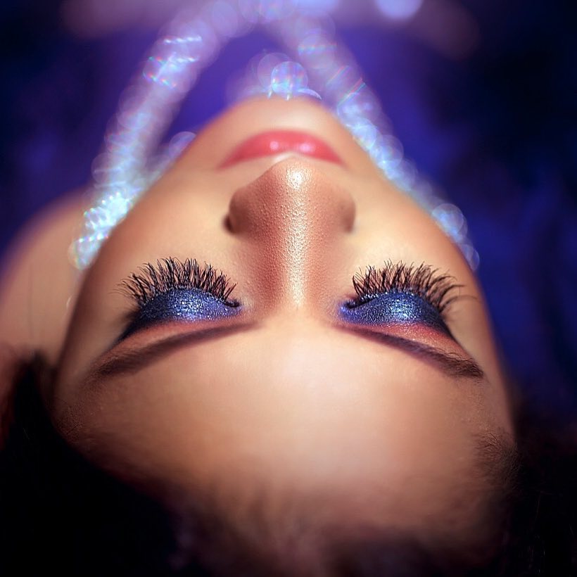 Dazzling Blue Eye Makeup