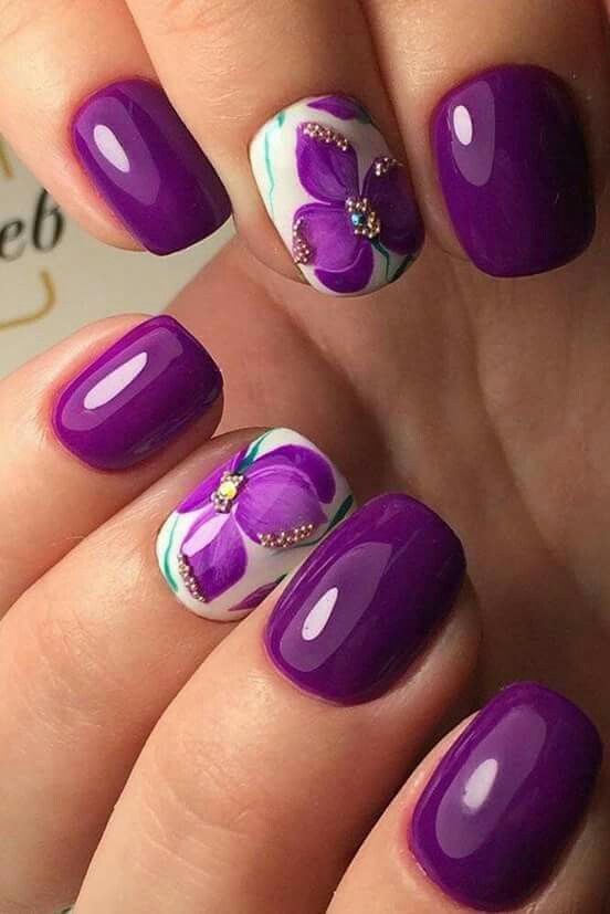 Violet Flower Nail Art