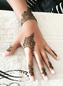 50 Most Attractive Rose Mehndi designs to try - Wedandbeyond